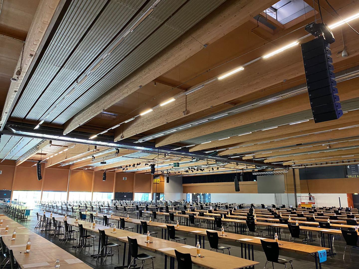 Aufnahmsprüfung für die Johannes Kepler Uni im Messezentrum Wels